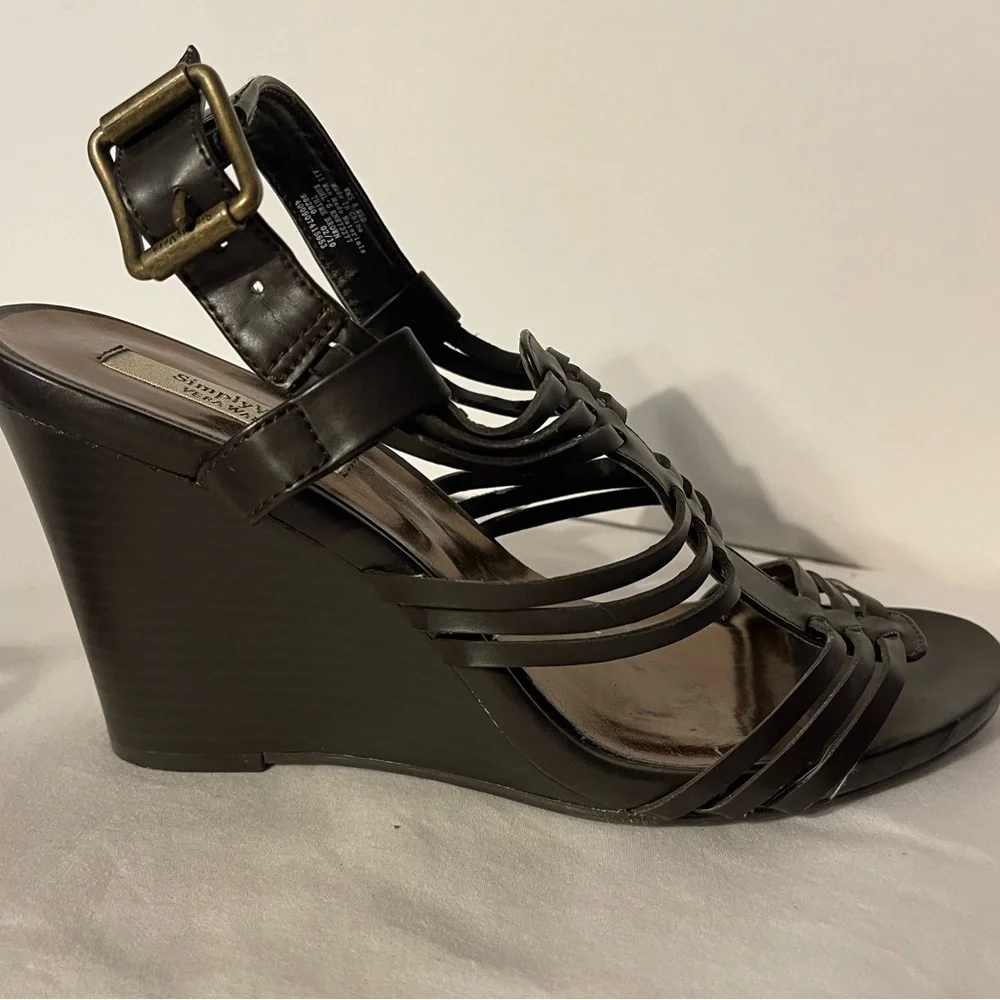 Simply Vera Dark Brown Sandals size 8M - Picture 1 of 4